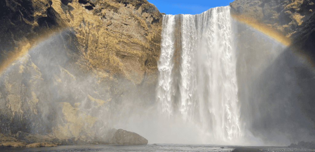 iceland travel itinerary