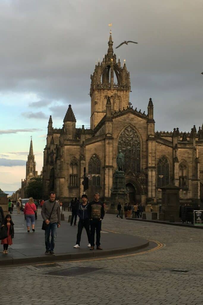 Fun Things to do in Edinburgh