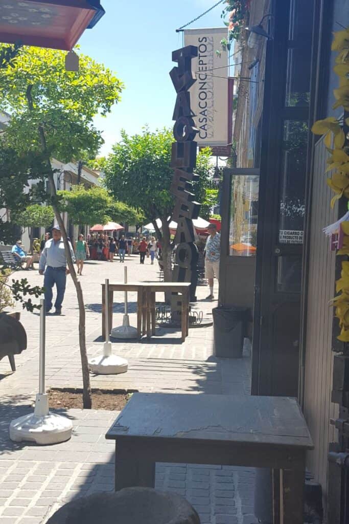 Tlaquepaque Entrance